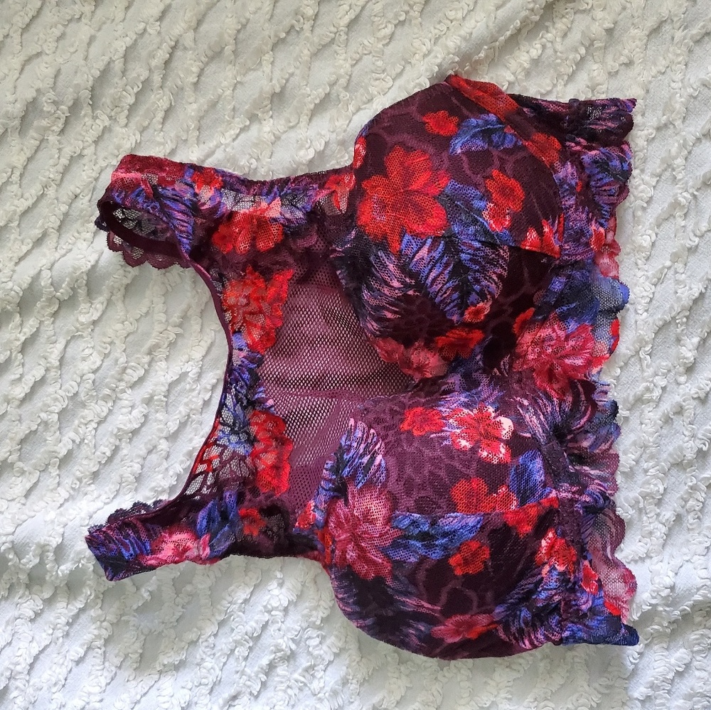 NWOT PINK Halter Bralette